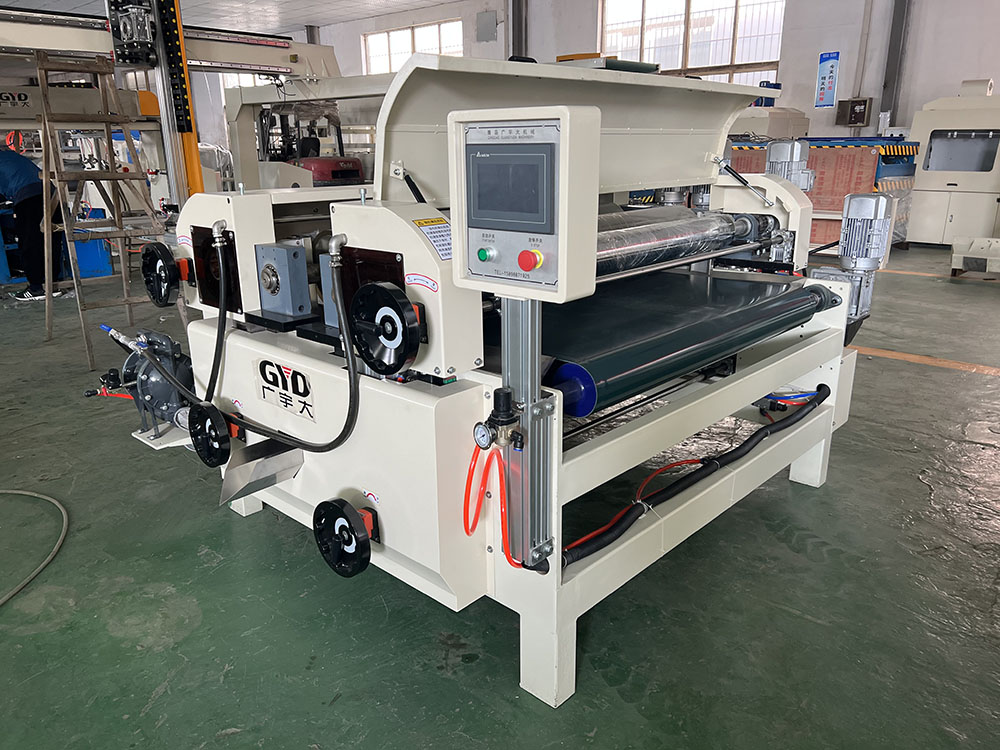 Roller Coating (47) Roller Coating (47)