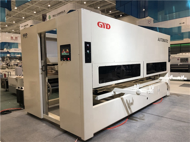5 Axis spray machine.2.jpg