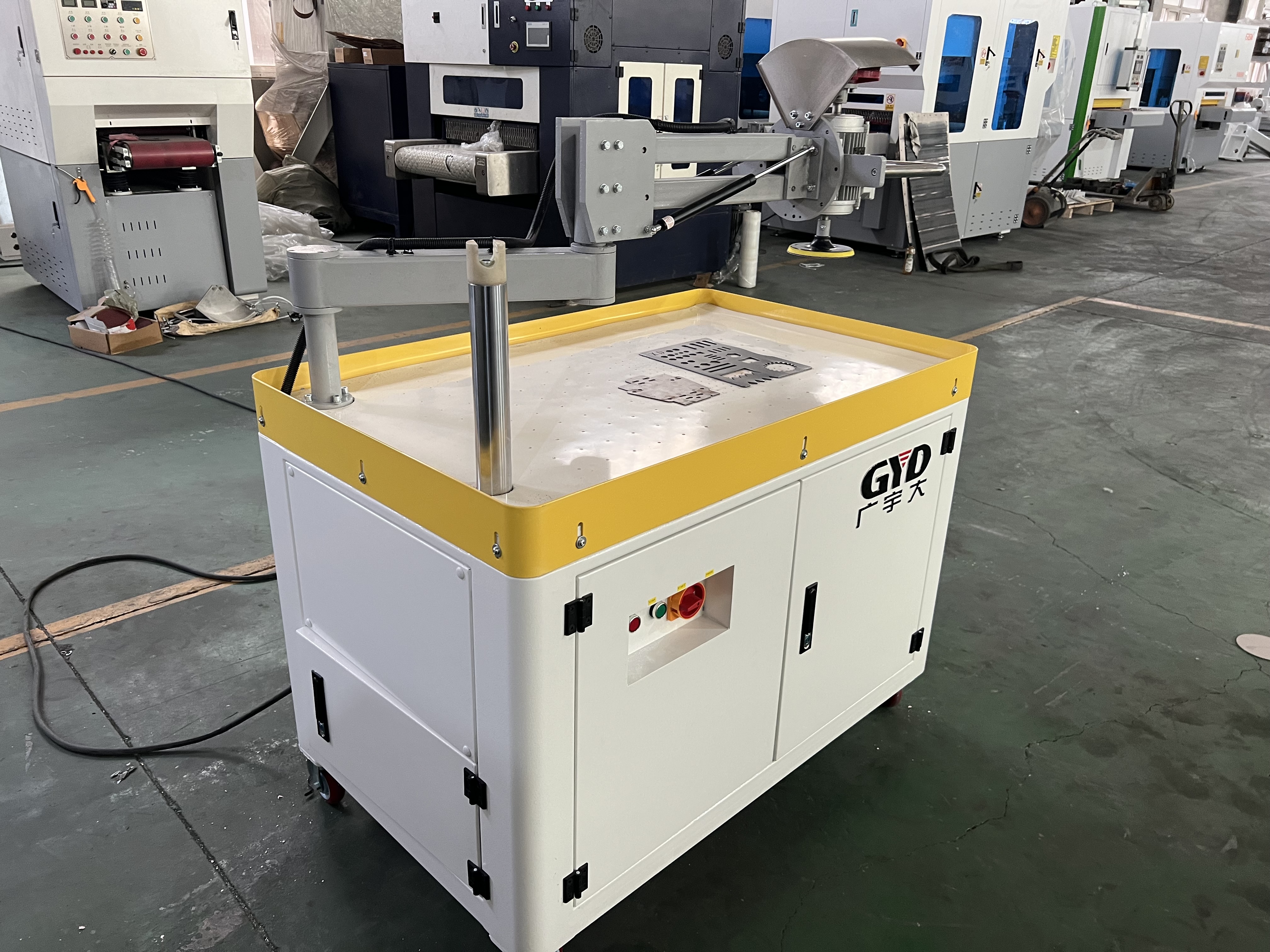 Metal Deburring Machine