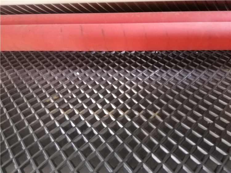 deburring machine for sheet metal