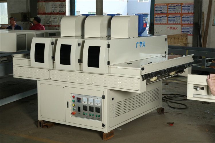 uv roller coater for floor Uv.JPG