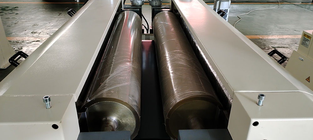 Roller Coating (5).jpg
