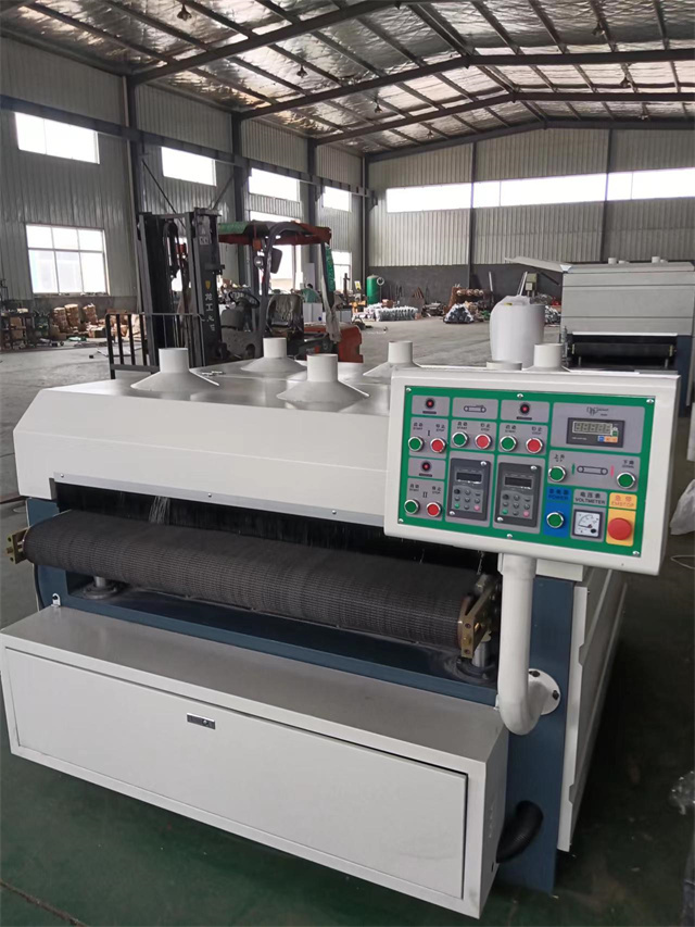 Wood Wire Brush Machine.15.jpg